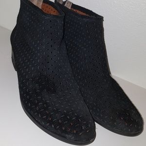 Lucky Brand Black booties